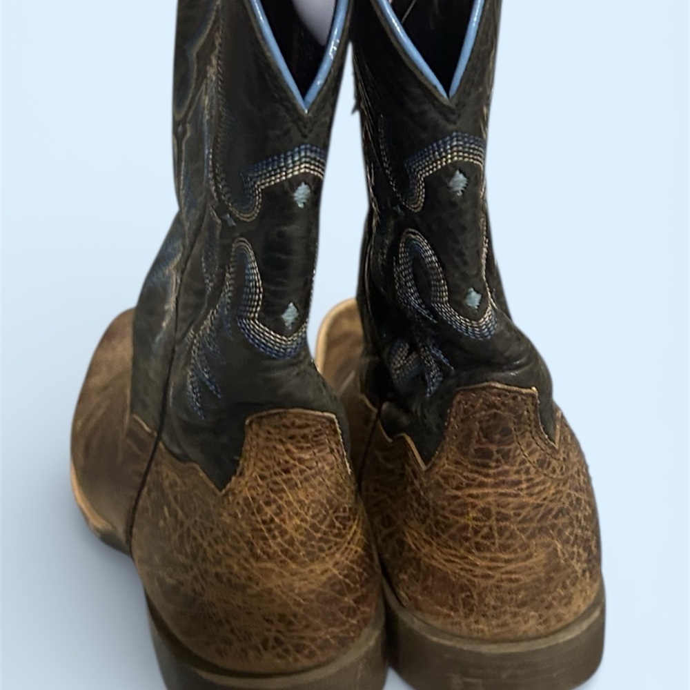 Ariat square toe Leather Western Boots - Picture 4 of 6